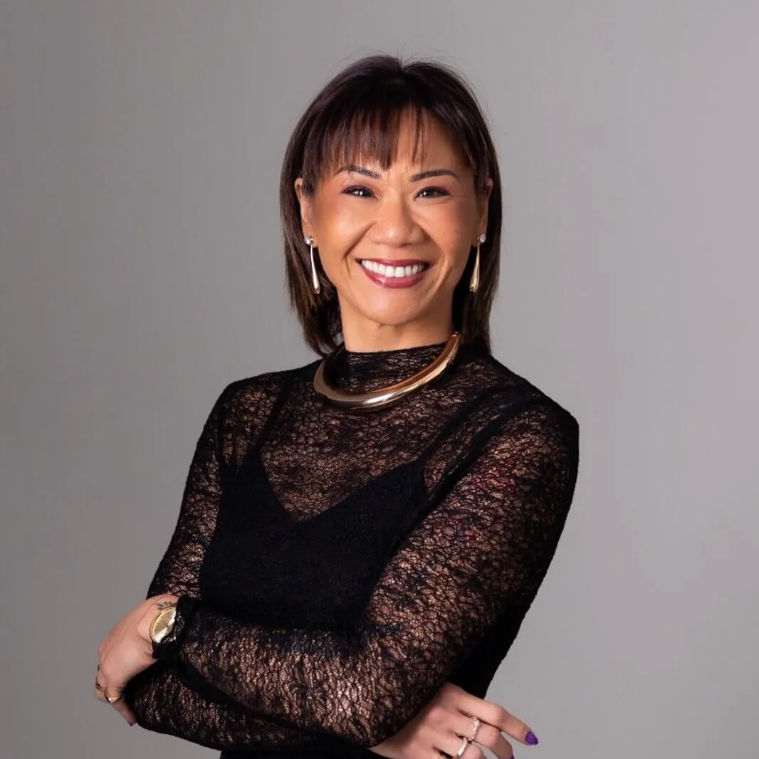 Retrato de Monica Lumi Matsuo
